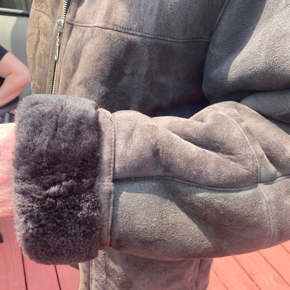 Good condition! Men’s shearling jacket - Picture 2 of 5